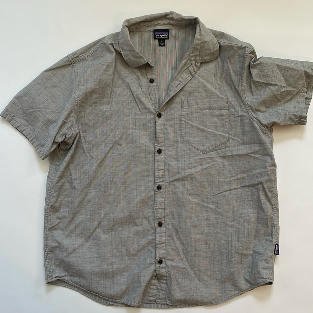 Men’s Patagonia button down short sleeve woven shirt